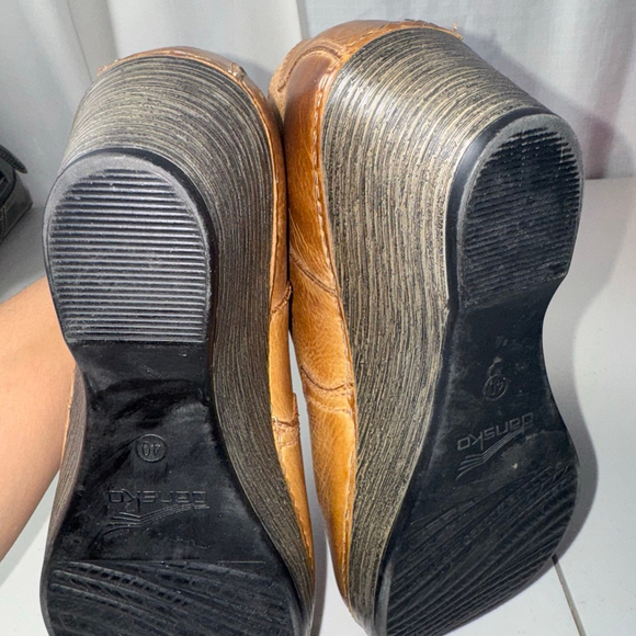 Women's Dansko Veronica Bootie brown leather ankle boots Size 40EU/ 9.5-10 US - Picture 10 of 12